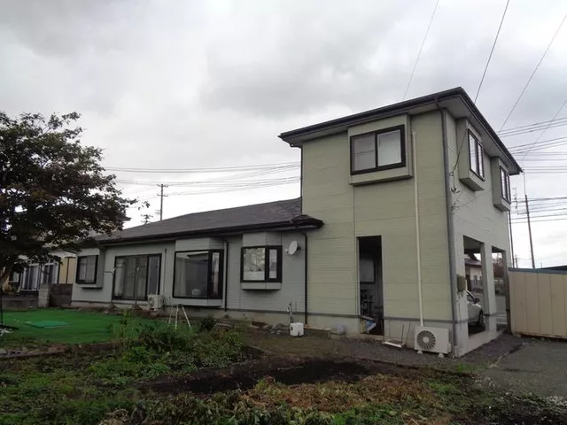 Close to elementary school; a convenient residential area♪