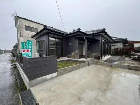 Safe all-electric, renovated used house!