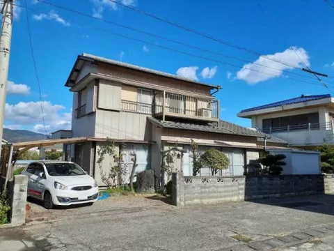 Itano District, Kamiiwa Town, Sebu (Ushijima Station) 2-story 7DK