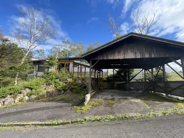 Takayama City, Asahi-cho Nishido Suzuran Kogen (Takayama Station) Single-story building 4LDK