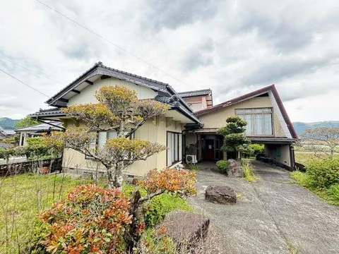 Aso City, Ima Town (Aso Station) 2-story 9DK