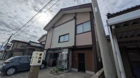 Kashiwazaki City, Arahama 4-chome (Arahama Station), 2-story, 6DK