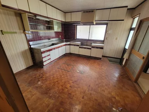 A recommended property has come out in the popular and booming Tosu area! - Image 3