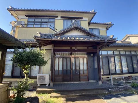 Shibata City, Nishizono 3-chome (Nishi-Shibata Station) 2-story 8DK