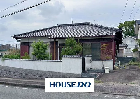 Used single-family home 5.5 km from JR Sanyo Line Hofu Station