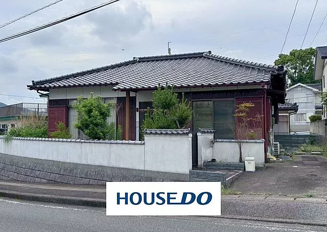 Used single-family home 5.5 km from JR Sanyo Line Hofu Station