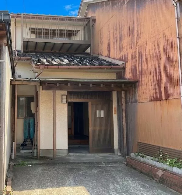 Takaoka City, Fushiki Nishikimachi (Fushiki Station) 2-story 4DK