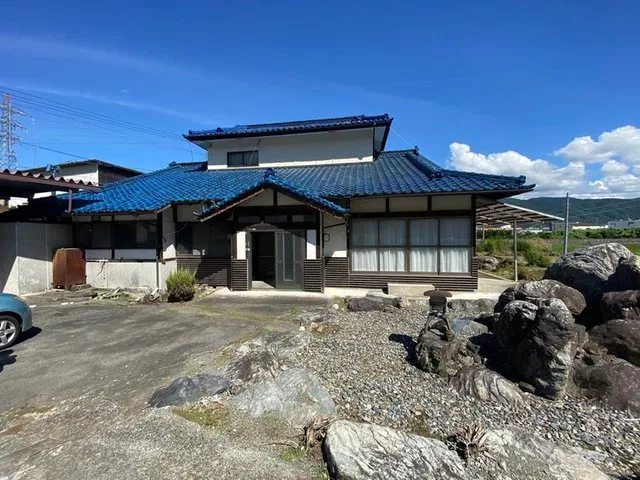 Nishiharuchikazawata 9.8 million yen