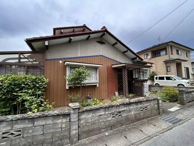 A family-oriented house has appeared in Takamori Town