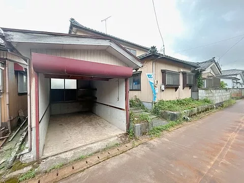 Used single-family home Sanjo City Shimosakai house