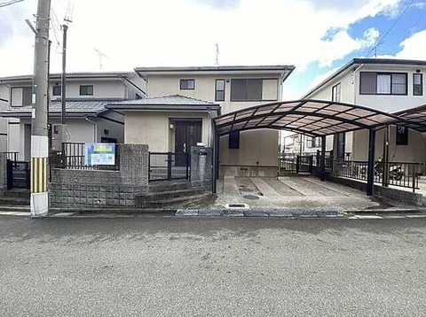 Used single-family home Rokuzoya, used house