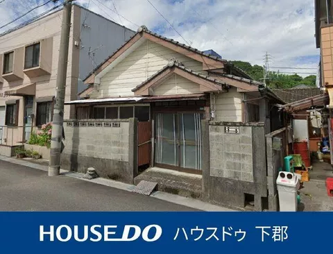 Tsukumi-shi, Inashida-cho (Tsukumi-eki) Single story house 4K

Single-story house 4K 200,000 yen