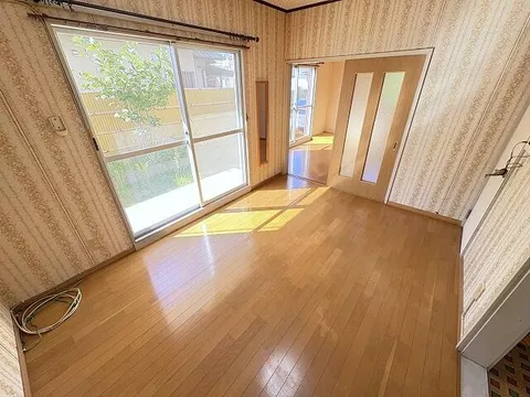 Hannan City Koyodai 3-chome (Tottori-no-Sho Station) 2-story 4SLDK - Image 4