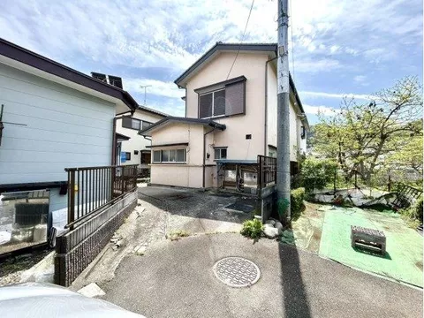 Nakano 9.8 million yen