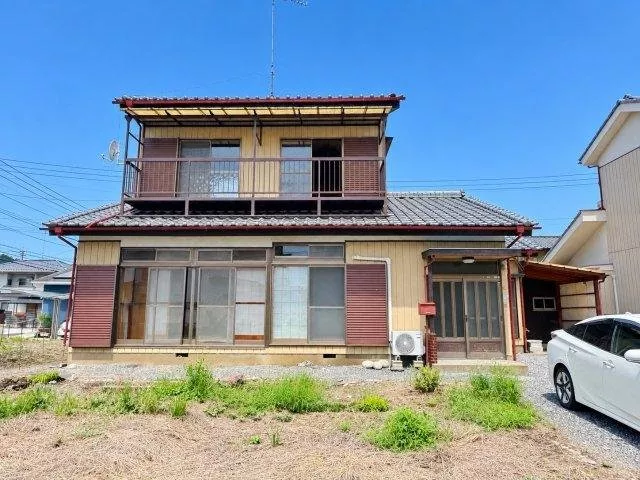 ◇All rooms with storage 5DK◇Parking for two cars available◇South-facing garden on a 91 tsubo lot