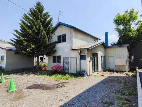 Takikawa City, Nishimachi 2-chome (Takikawa Station) 2-story building 4DK