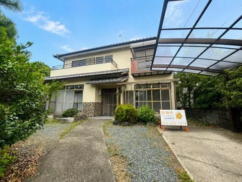 Fujieda City, Onishi Town 1-chome (Fujieda Station) 2-story 6SDK