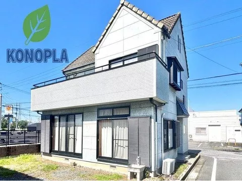 South-facing with good indoor brightness! ■ Corner lot ■ Parking for 3 or more cars ■ Well-equipped