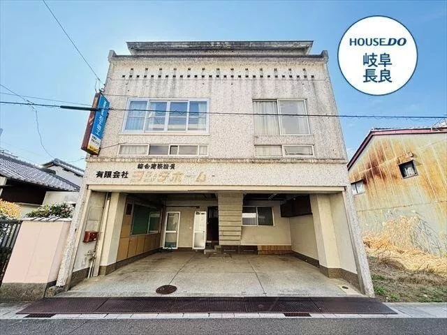 【3-story 9DK◎】Convenient living with major facilities within walking distance♪