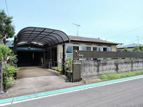 Used house in Ebino City, Oda (Oda Nishi)! Surrounded by rice fields with a peaceful living environment overlooking Kirishima!