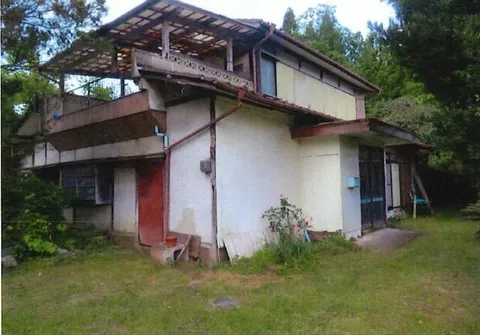 Yamaga-shi, Yamaga Shikakita-cho 4-chome 2F 6K

700,000 yen