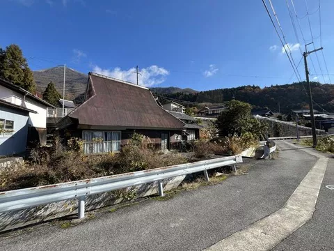 Ibuki, Maibara city (Kashiwabara station) 2F 2K

300,000 yen