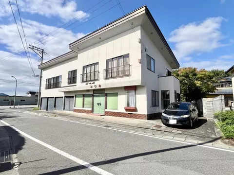 Higashi-Okitama District, Takahata Town, Oaza Motowada (Okitama Station) 2-story building 10DK
