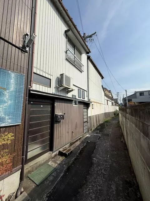 Nakaniikawa District, Kamiichi Town, Ishiura Town (Kamiichi Station) 2-story 4DK