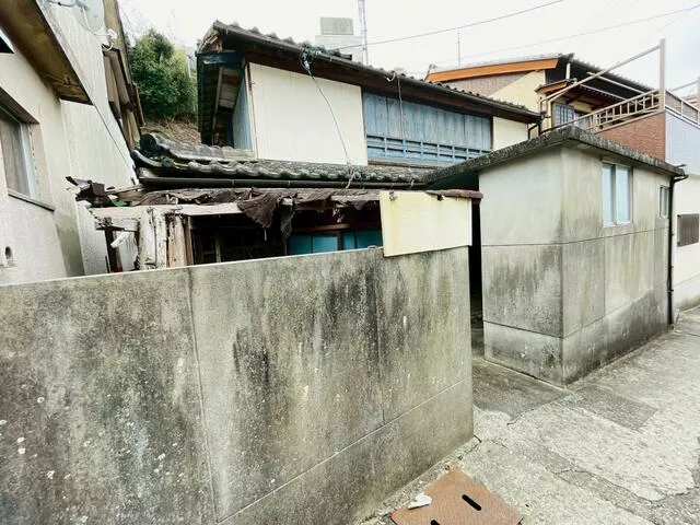 Toba City Sugashima-cho 2-story building 9DK