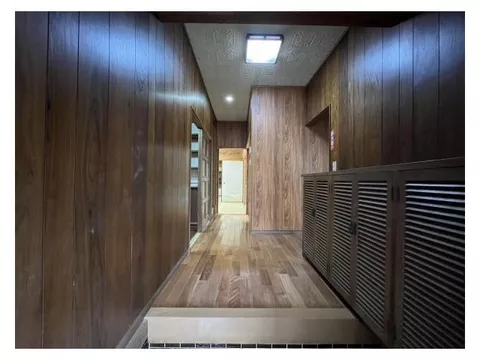 Kasuga Small and Ohno Middle Area! 6 minutes on foot from MR Izumifukuji Station, 2 minutes on foot from the nearest bus stop, excellent convenience. - Image 3