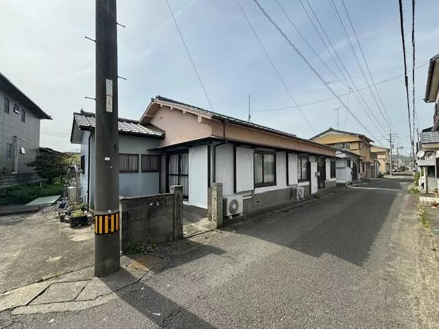 Naruto City, Otsu Town, Yagura, Higashizutsumi (Konpira-mae Station) Single-story 5DK