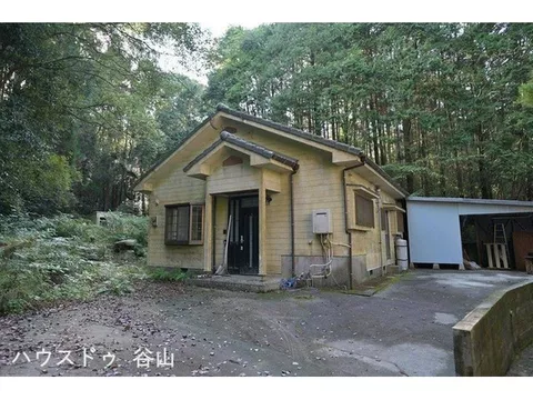 ■Single-story house■4DK + storage■Rich greenery and quiet location