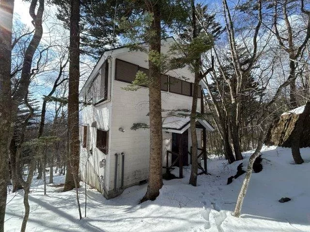This building is located within the Shirasa Onsen Resort area♪ Hot spring connection is also possible♪ It is very cool in summer.