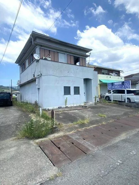 Wakayama City, Hiraoka (Kii Station) 2-story building 3DK