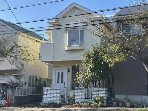 Yokosuka City, Ashina 1-chome (Zushi Station), 2-story building, 3LDK