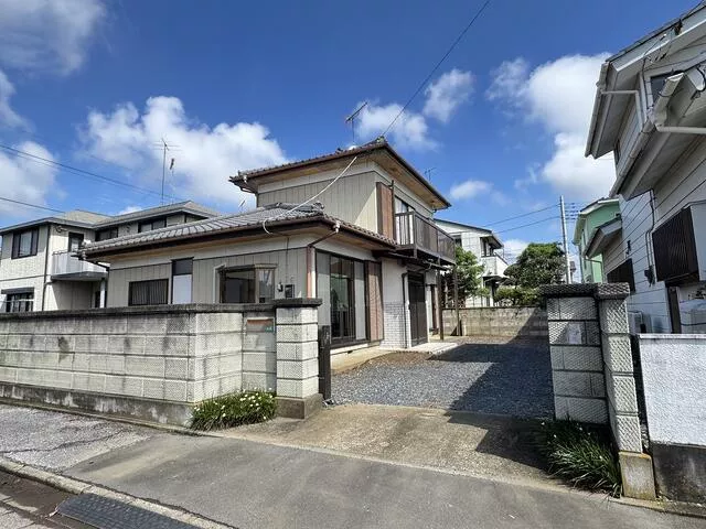 Chikusei City, Saiwaicho 1-chome (Tamado Station), two-story building, 4LDK