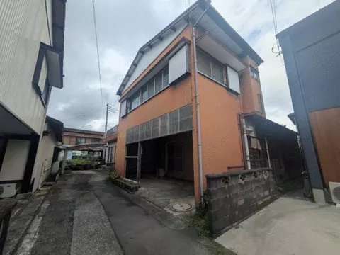 Fujinomiya City, Kifune Town (Nishi-Fujinomiya Station), single-story building, 5SDK
