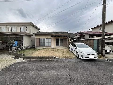Used single-family home, used residence (Taku City, Taku Town).