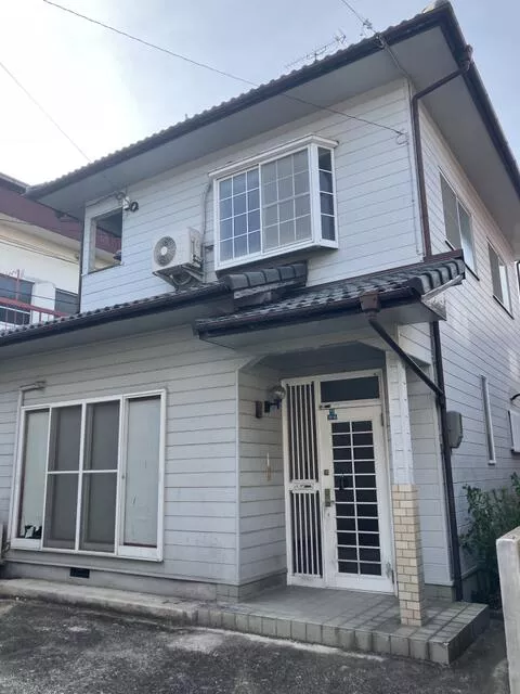 Imabari City, Higashitoriumi-cho 1-chome (Imabari Station) 2-story 3LDK