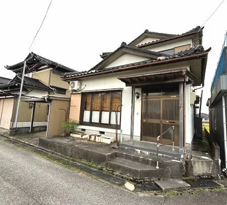Himi City, Sakaemachi (Himi Station) 2-story building 7DK