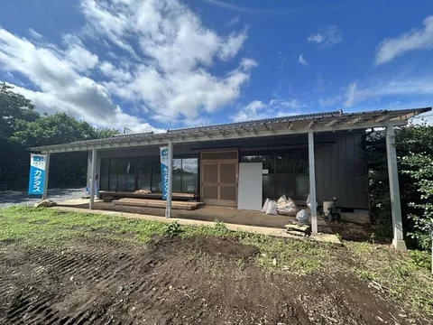 [Open House] Interior and exterior renovation planned / Single-story / Seismic reinforcement work / Water area replacement / Parking for 4 cars