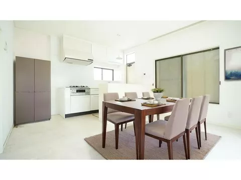 ☆5SDK on elevated ground☆ Equipped with dishwasher and bathroom heater☆ Within walking distance to supermarket