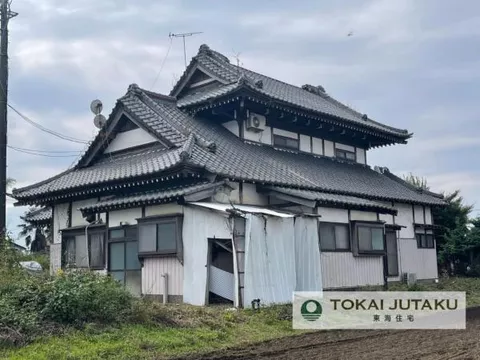 Takada, Moka-shi, Moka (Kushikada Sta.) 2F 7DK

3.8 million yen