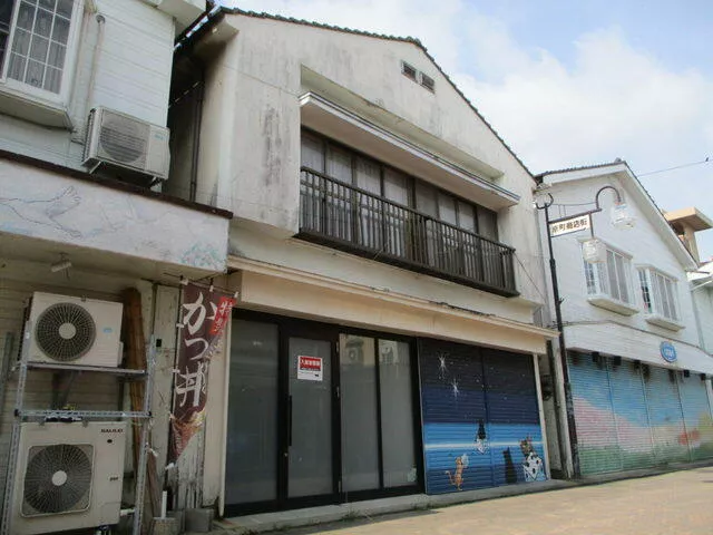 Takushi City, Kitataku Town, Oaza Koji (Taku Station) 2-story building 4LDK