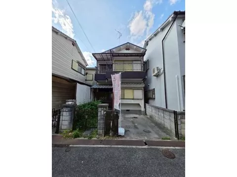 Southeast-facing balcony; you can renovate the 3DK as you like!