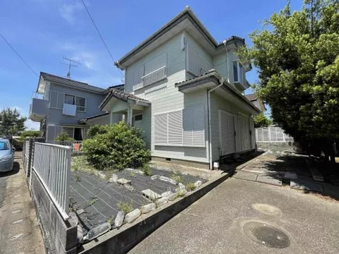 Sanmu County Kujukuri Town Katakai (Togane Station) 2-story building 4LDK