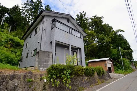 Kashiwazaki City Oaza Kojima (Hojou Station) Two-story building 5LDK