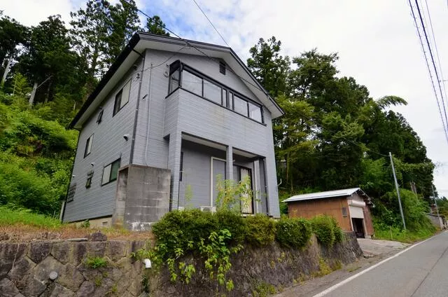 Kashiwazaki City Oaza Kojima (Hojou Station) Two-story building 5LDK