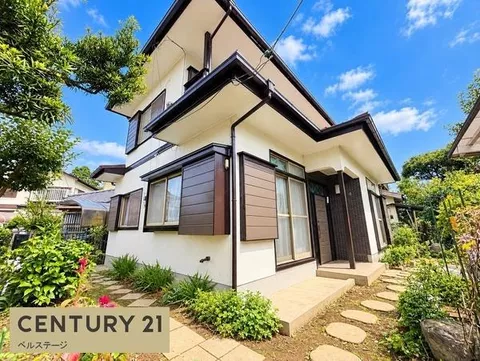 Ichihara City, Minami-Iwasaki (Madachi Station) 2-story building 4DK