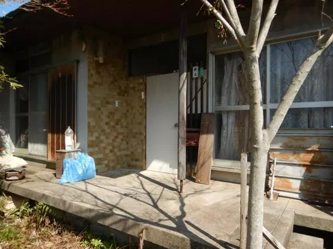 Iyo City, Ozaki (Mukaihara Station) Single-story building 4LDK